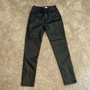 Black skinny jeans